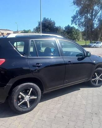Toyota RAV4 gancio traino e carrello appendice 