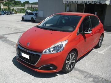 Peugeot 208 BlueHDi 75cv E6b 5p Allure, NAVI, TELE