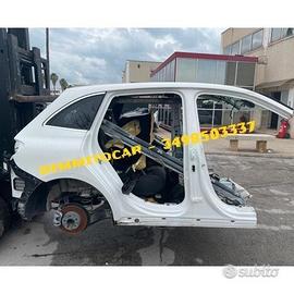 Mercedes Classe B 2019 Scocca per tagliate