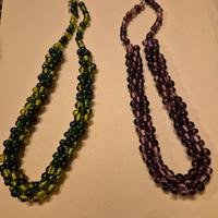 Due collane con sfere trasparenti vintage