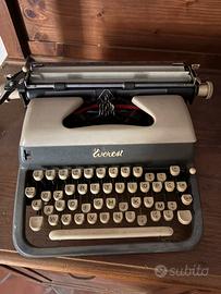 Macchina da scrivere Everest