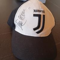 cappello Juventus con firma
