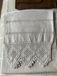 Asciugamano in cotone e merletto