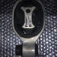 supporto inferiore nissan juke1.5 