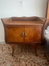 Coppia di comodini legno e vetro