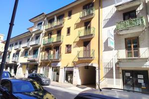 3 LOCALI A ATRIPALDA