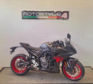 SUZUKI GSX-8R 2025