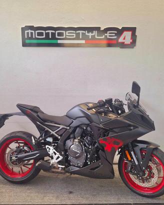 SUZUKI GSX-8R 2025