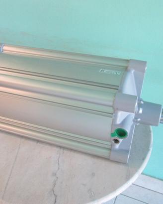 Cilindro dm 200 Pneumatico Pneumax