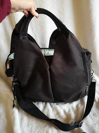 borsa nera capiente passeggino Lassig e fasciatoio