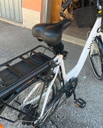 Bicicletta pedalata assistista 26” donna