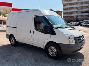 FORD TRANSIT 2.2TDCI 2010 buone condizioni pronto 