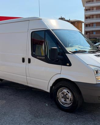 FORD TRANSIT 2.2TDCI 2010 buone condizioni pronto 