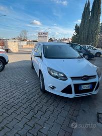 ford focus sw titanium