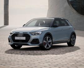 Audi A1 allstreet 30 1.0 tfsi identity contrast 11