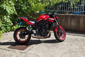 Splendida Kawasaki z650 anniversary depotenziata