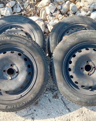 Cerchi Fiat + Gomme invernali 185/65 R15