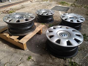 Cerchioni in ferro Golf IV 