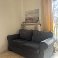 Divano 2 posti grigio