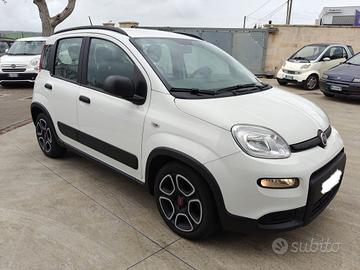 Fiat Panda Hybrid 1.0 Pandina