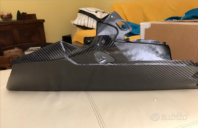 Vasca carbonio r1 2015 / 2023