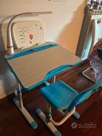 Scrivania blu bambini