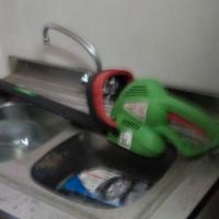 Decespugliatore con presa elettrica