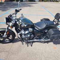 Royal Enfield Super Meteor - 2023