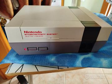 Nintendo NES - 1985 + 1 game