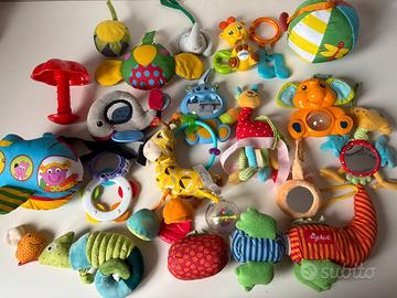 Lotto giochi prima infanzia morbidi e sonaglini