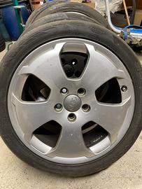 cerchi R17  in lega originali Audi.