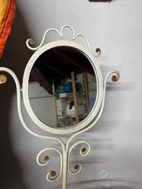 Toeletta ferro battuto