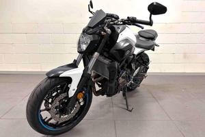 YAMAHA MT-07 690 Moto Cage abs my17