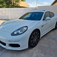 Porsche Panamera 3.0 Diesel 250 cv - 2013