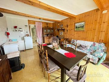 CASA SEMINDIPENDENTE A GIAVENO
