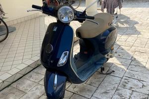 Vespa Piaggio 2011