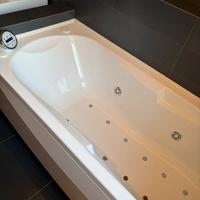 Vasca idromassaggio perfettamente funzionante