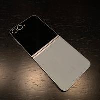 Samsung Z Flip 6