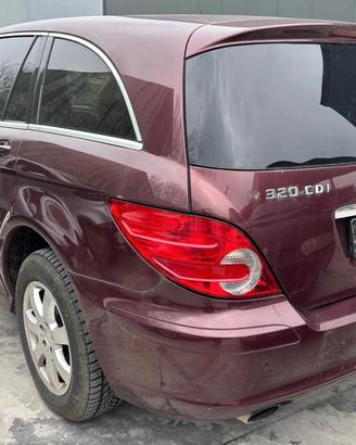 MERCEDES R 320 CDI per ricambi usati