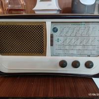 Radio Epoca Magnadyne A14 