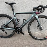 Bianchi Oltre Race Disc Shimano 12 V