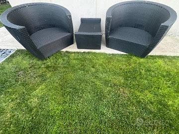 POLTRONE E TAVOLINO DA ESTERNO IN RATTAN