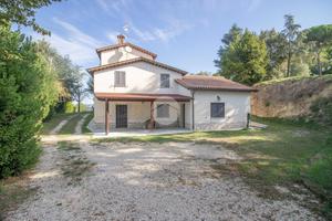VILLA SINGOLA A MAGLIANO SABINA