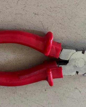 PINZA UNIVERSALE COM.IT