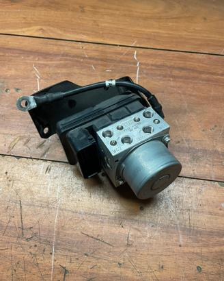 Centralina abs poaggio medley