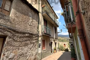 Casa Indipendente - Randazzo