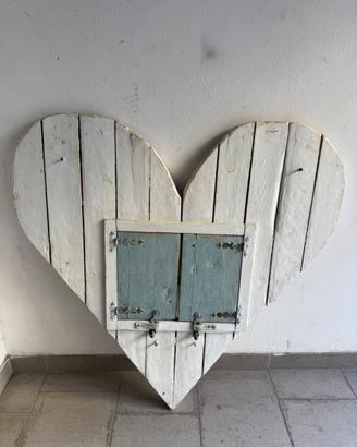 Cuore in legno