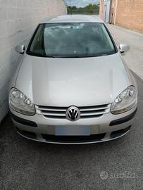 VOLKSWAGEN Golf 5 