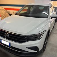 VOLKSWAGEN Tiguan 2.0 TDI 150cv DSG LIFE