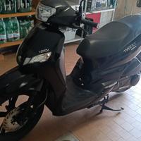 scooterista Peugeot 125